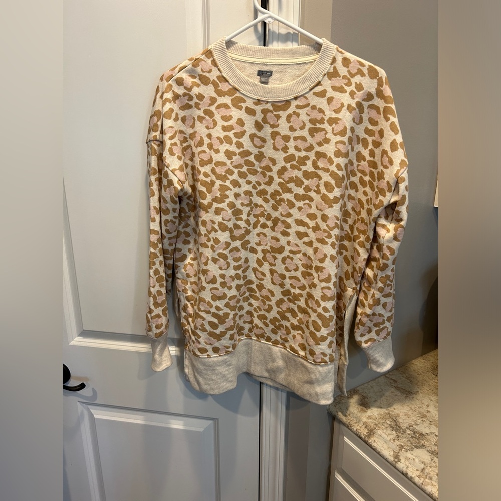 AERIE Leopard Print Oversized Crew Neck Sweatshirt XS